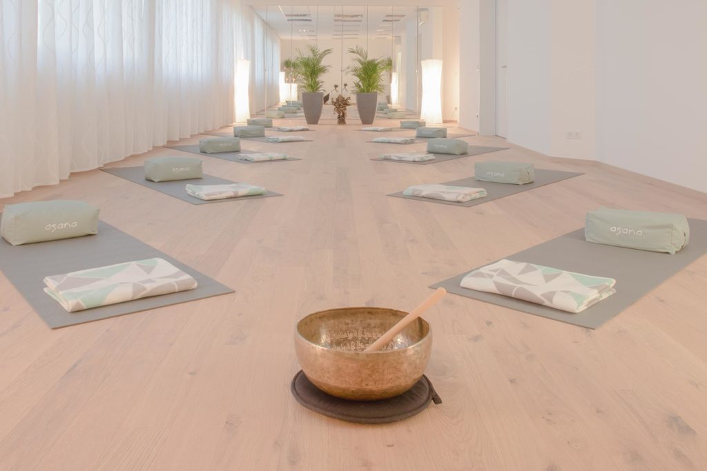 Yoga Kurse im Asana Yoga Studion 1230 Wien - Klangyoga 